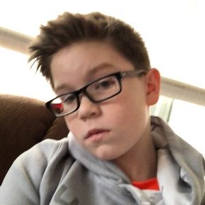 Meet your Posher, Collin